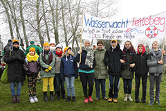 Die Wasserwacht beim Eisbaden